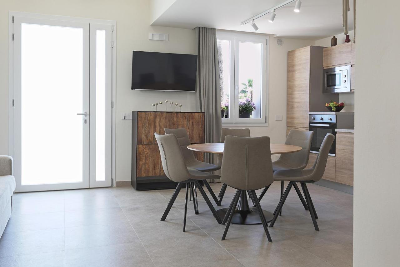 Mareli Suites Сан Леоне Екстериор снимка
