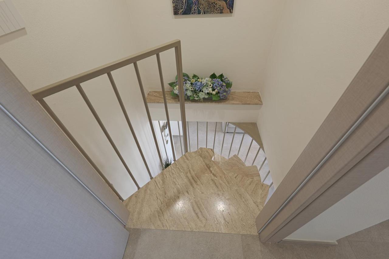 Mareli Suites Сан Леоне Екстериор снимка